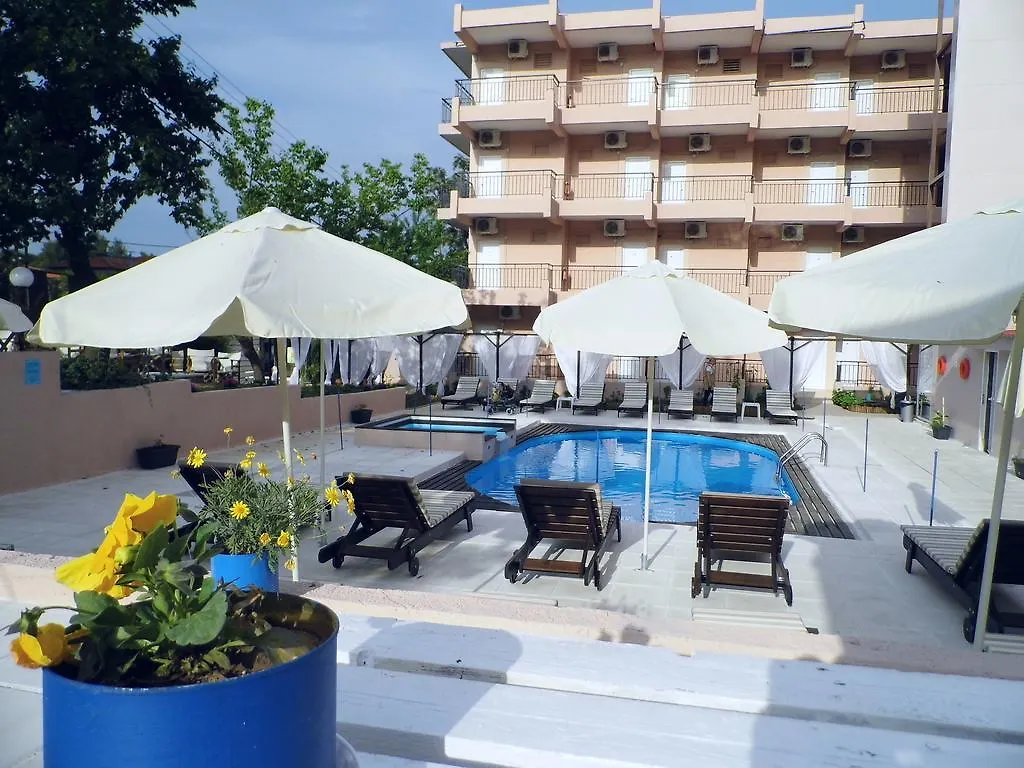 מטהמורפוסי Golden Beach Hotel
