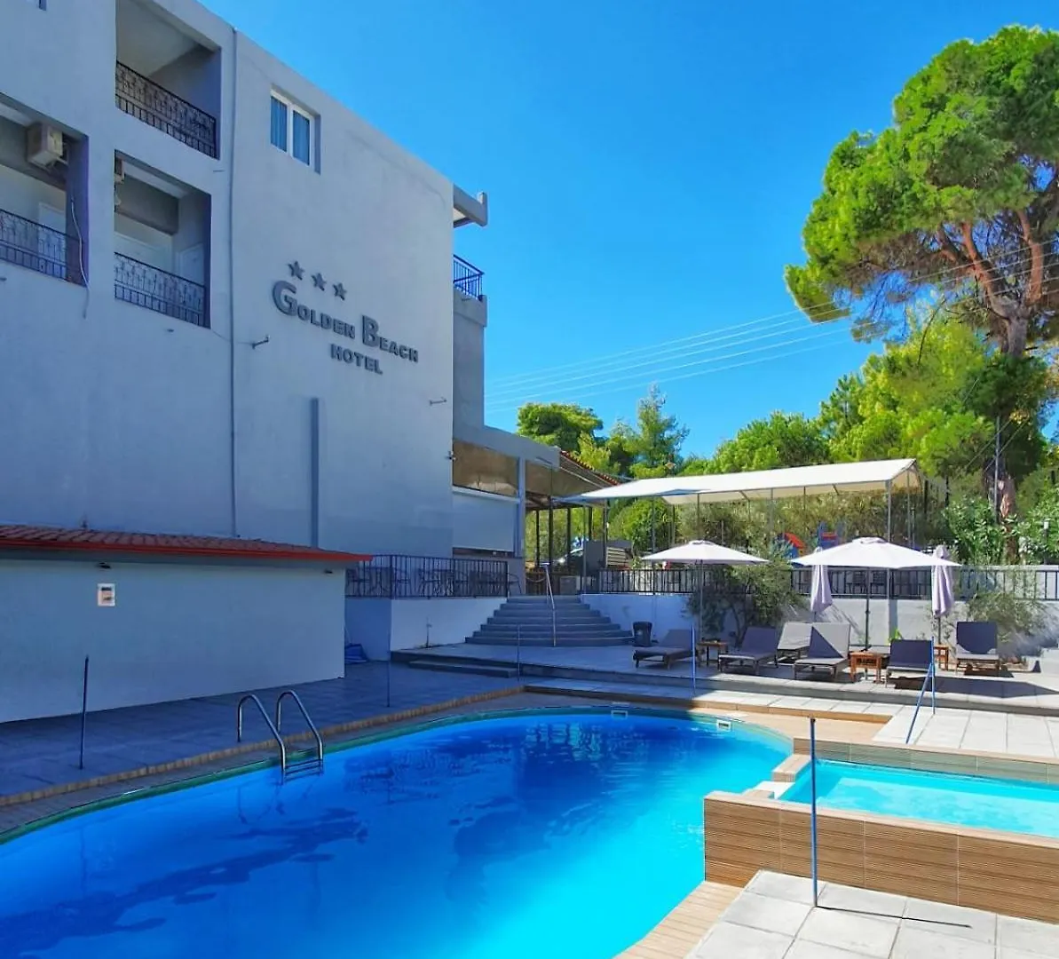מטהמורפוסי Golden Beach Hotel