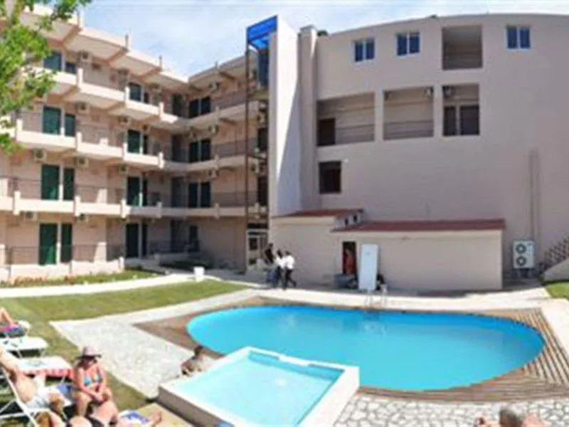 מטהמורפוסי Golden Beach Hotel יוון