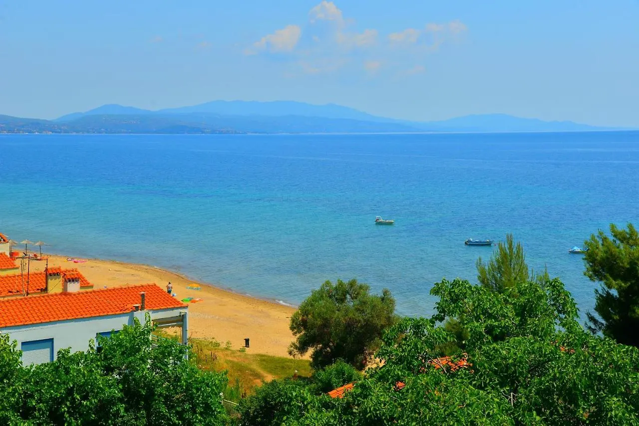 מטהמורפוסי Golden Beach Hotel